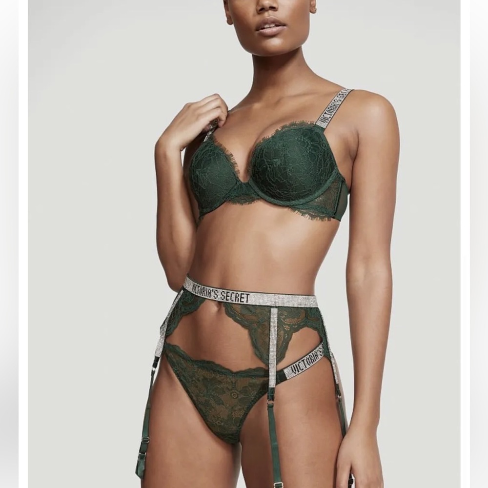 Victoria’s Secret Very Sexy Shine Strap Lace Garter Belt